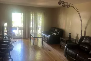 67 Kimbark Rd, Riverside, IL 60546 - Photo 2