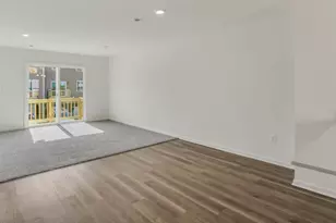 27684 Maecliff Dr, Warrenville, IL 60555 - Photo 10