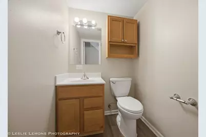 651 Woodhollow Lane, Buffalo Grove, IL 60089 - Photo 16