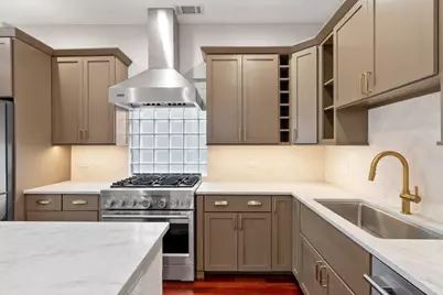 3431 N Paulina Street #2, Chicago, IL 60657 - Photo 8