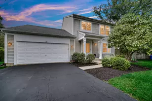 15 Berkshire Ct, South Elgin, IL 60177 - Photo 2