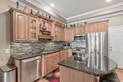876 N Maple Avenue, Palatine, IL 60067 - Photo 8