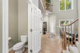876 N Maple Ave, Palatine, IL 60067 - Photo 12