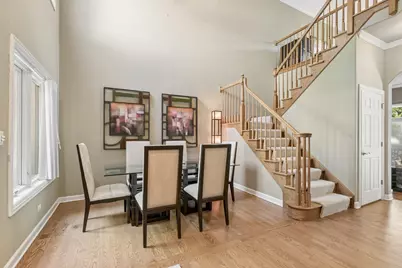 876 N Maple Avenue, Palatine, IL 60067 - Photo 2