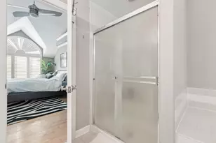 876 N Maple Ave, Palatine, IL 60067 - Photo 18