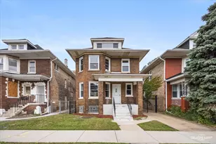 2608 E 74th Pl, Chicago, IL 60649 - Photo 1