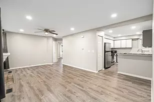 1028 Rockport Dr, Carol Stream, IL 60188 - Photo 8