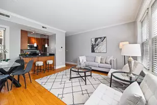 2150 W Ainslie St, Chicago, IL 60625 - Photo 4