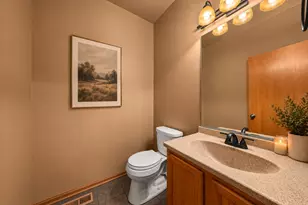 115 E Meadow Dr, Cortland, IL 60112 - Photo 8