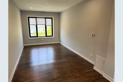 5209 N Milwaukee Avenue #2, Chicago, IL 60630 - Photo 6