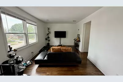 7507 W 58th Street, Summit, IL 60501 - Photo 2