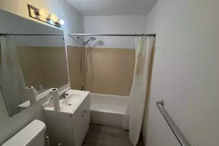 575 Heritage Dr, Hoffman Estates, IL 60169 - Photo 6