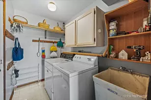 765 Crest Dr, Cary, IL 60013 - Photo 22