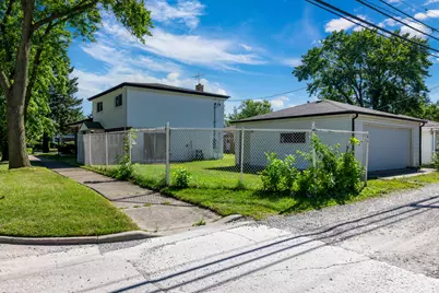 7600 Lowell Avenue, Skokie, IL 60076 - Photo 32