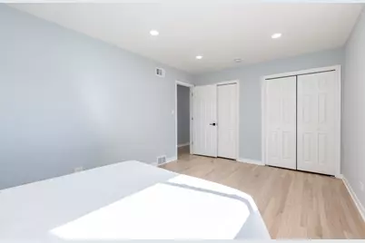 7600 Lowell Avenue, Skokie, IL 60076 - Photo 18