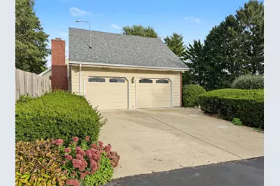 2016 E 2100 North Road, Watseka, IL 60970 - Photo 4