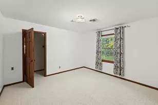 2016 E 2100 North Rd, Watseka, IL 60970 - Photo 28