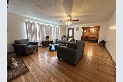 1107 Locust Street, Sterling, IL 61081 - Photo 4