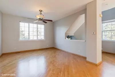 732 Hanbury Drive #31, Des Plaines, IL 60016 - Photo 2