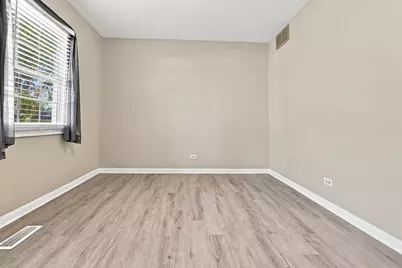 101 Emerson Drive, Schaumburg, IL 60193 - Photo 28