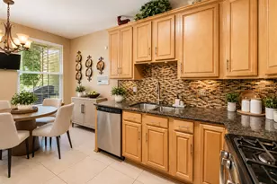 505 Pheasant Trail, Saint Charles, IL 60174 - Photo 12