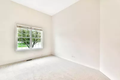 19 Eagle Ridge Drive, Hawthorn Woods, IL 60047 - Photo 6