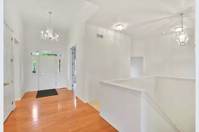 19 Eagle Ridge Drive, Hawthorn Woods, IL 60047 - Photo 4