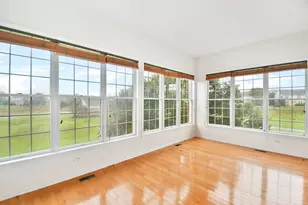 19 Eagle Ridge Dr, Hawthorn Woods, IL 60047 - Photo 18