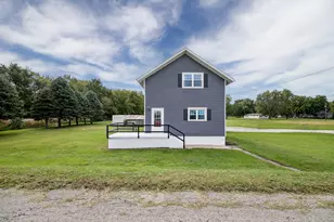 250 W Frontage St, Sheldon, IL 60966 - Photo 1