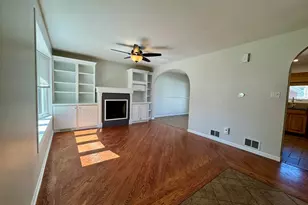 3008 W 110th Pl, Chicago, IL 60655 - Photo 2