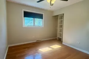 3008 W 110th Pl, Chicago, IL 60655 - Photo 12