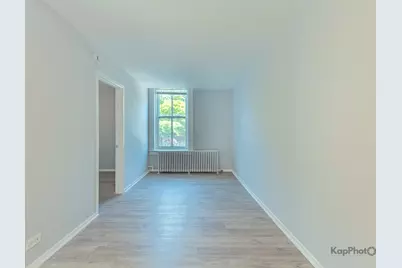 3001 S Haynes Court #2M, Chicago, IL 60608 - Photo 2