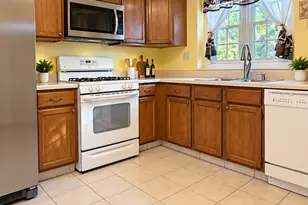 1006 Brentwood Cir, Buffalo Grove, IL 60089 - Photo 8