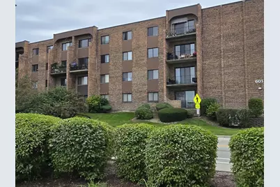 601 W Huntington Commons Road #313, Mount Prospect, IL 60056 - Photo 18