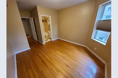 2318 W Rosemont Avenue #2, Chicago, IL 60659 - Photo 12