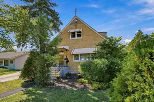 2916 S 9th Ave, Broadview, IL 60155 - Photo 1