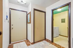 5373 Newport Dr, Lisle, IL 60532 - Photo 16