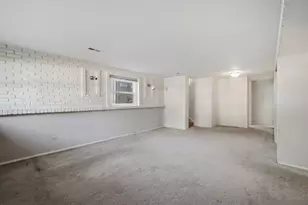 23 W Suffield Dr, Arlington Heights, IL 60004 - Photo 22