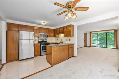 5312 W Windsor Avenue #2W, Chicago, IL 60630 - Photo 4
