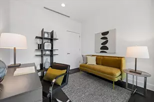110 W Superior St, Chicago, IL 60654 - Photo 16
