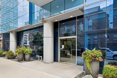 110 W Superior Street #1602, Chicago, IL 60654 - Photo 1