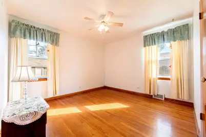7304 W 59th Street, Summit, IL 60501 - Photo 12