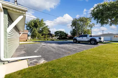 7304 W 59th Street, Summit, IL 60501 - Photo 20