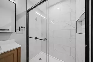 2443 W Arthington St, Chicago, IL 60612 - Photo 22