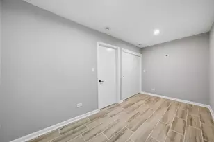2443 W Arthington St, Chicago, IL 60612 - Photo 18
