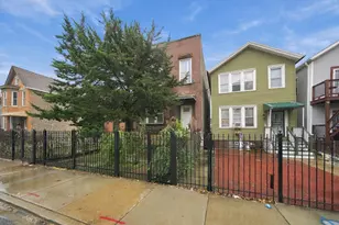 2443 W Arthington St, Chicago, IL 60612 - Photo 1