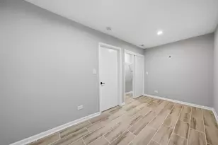 2443 W Arthington St, Chicago, IL 60612 - Photo 20