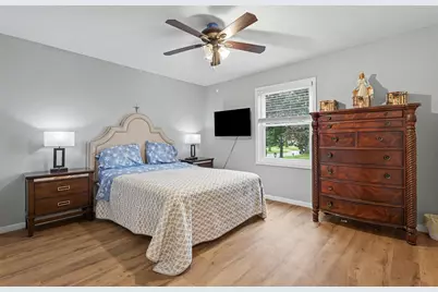 430 E Morse Avenue, Bartlett, IL 60103 - Photo 14