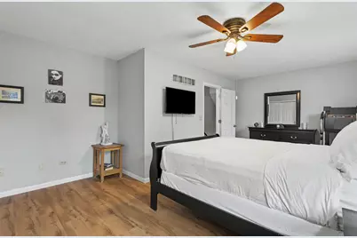 430 E Morse Avenue, Bartlett, IL 60103 - Photo 12