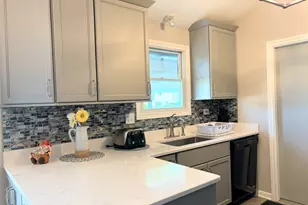 3267 Cathy Dr, Joliet, IL 60431 - Photo 6